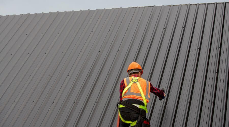 Professional gutter cleaning in Milltown, NJ